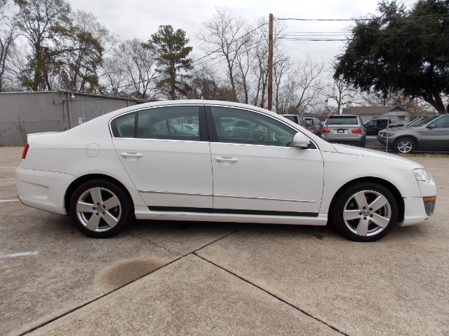 Volkswagen Passat 2008 photo 2