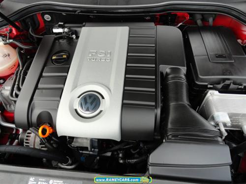 Volkswagen Passat 2008 photo 1