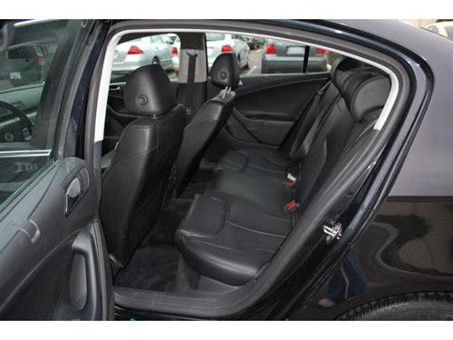 Volkswagen Passat 2008 photo 2