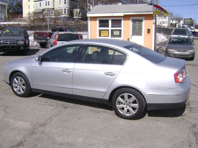 Volkswagen Passat 2008 photo 2