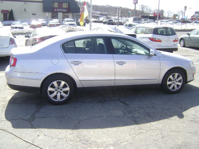 Volkswagen Passat 2008 photo 3