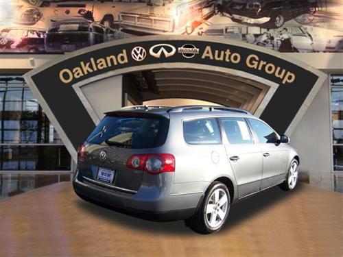 Volkswagen Passat 2008 photo 2