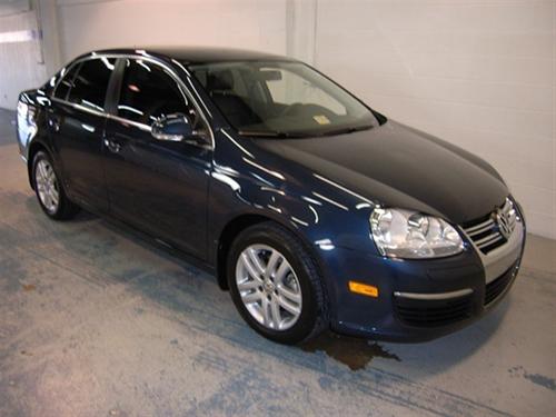 Volkswagen Passat 2008 photo 1