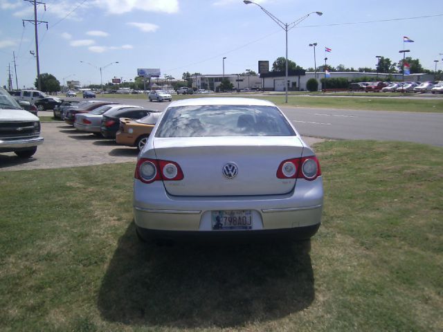 Volkswagen Passat 2008 photo 3