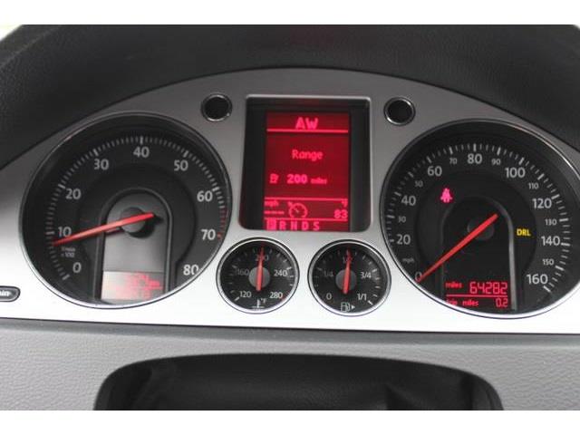 Volkswagen Passat 2009 photo 11