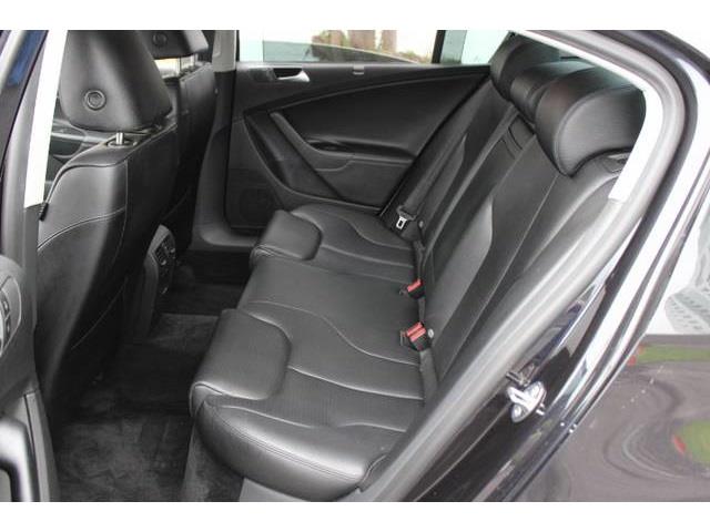 Volkswagen Passat 2009 photo 23