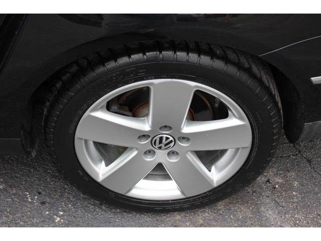Volkswagen Passat 2009 photo 25