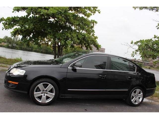 Volkswagen Passat 2009 photo 27
