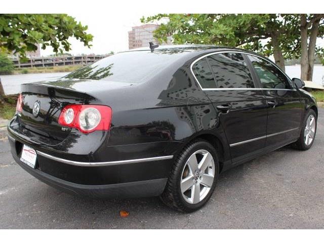 Volkswagen Passat 2009 photo 6