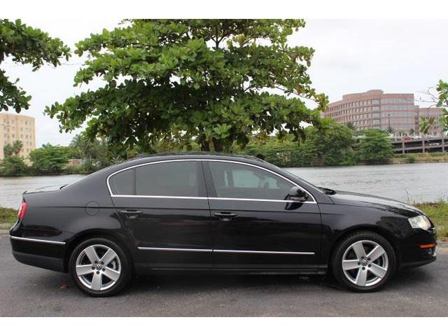 Volkswagen Passat 2009 photo 7