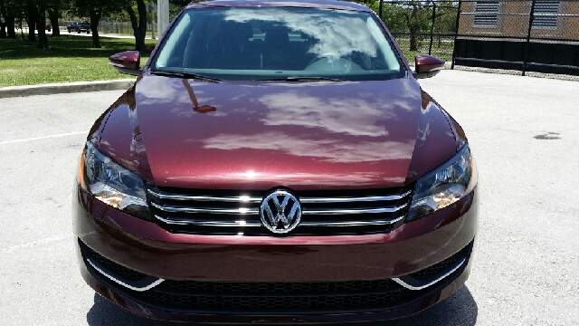 Volkswagen Passat 2012 photo 3