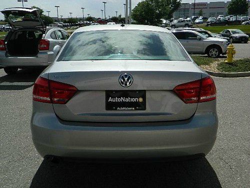 Volkswagen Passat 2012 photo 4