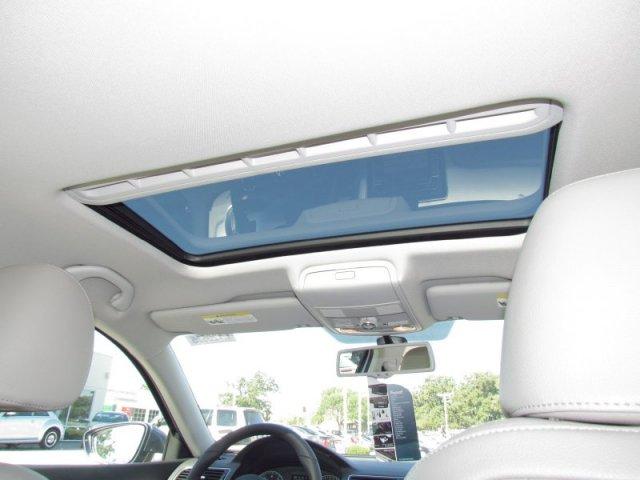 Volkswagen Passat 2012 photo 5