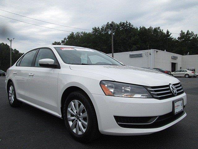 Volkswagen Passat 2013 photo 2