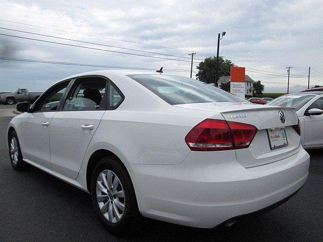 Volkswagen Passat 2013 photo 3