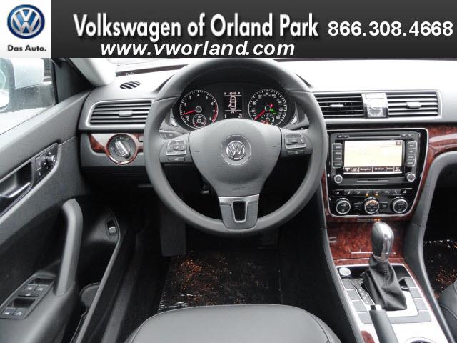 Volkswagen Passat 5XT Sedan