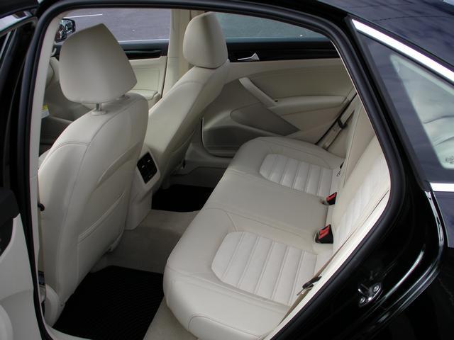 Volkswagen Passat Trail Master Sedan