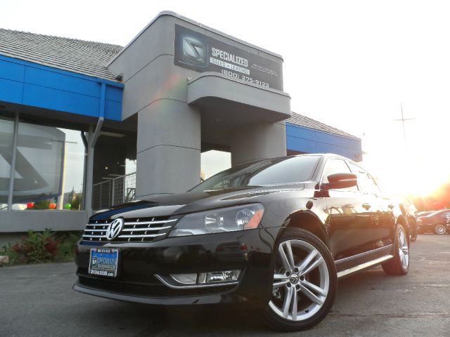 Volkswagen Passat 2014 photo 2