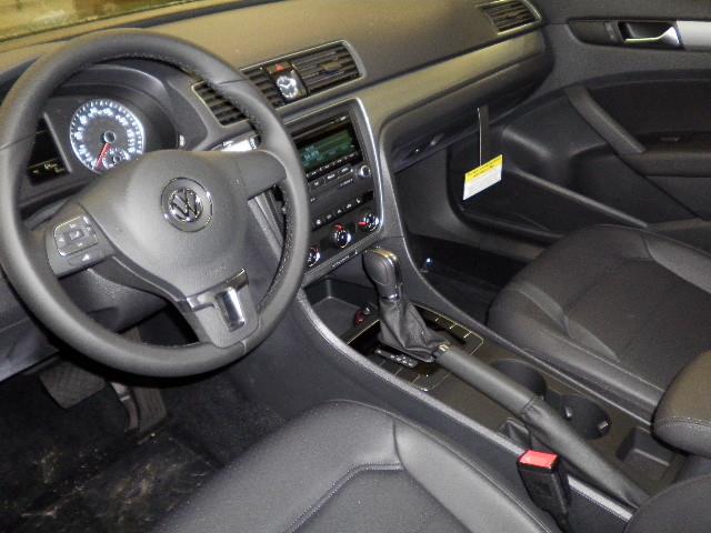Volkswagen Passat Unknown Sedan