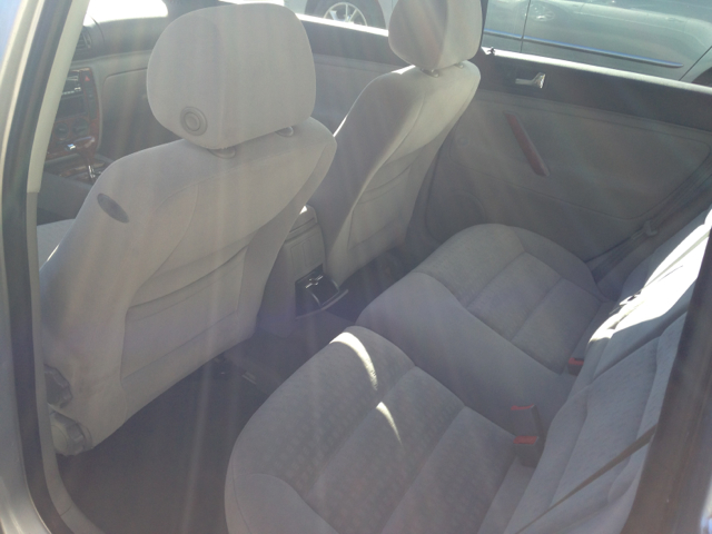 Volkswagen Passat Wagon 2001 photo 3