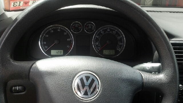 Volkswagen Passat Wagon 2002 photo 3