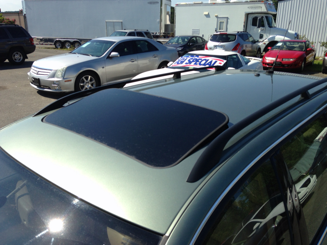 Volkswagen Passat Wagon SE Crew Cab 4WD FFV Wagon