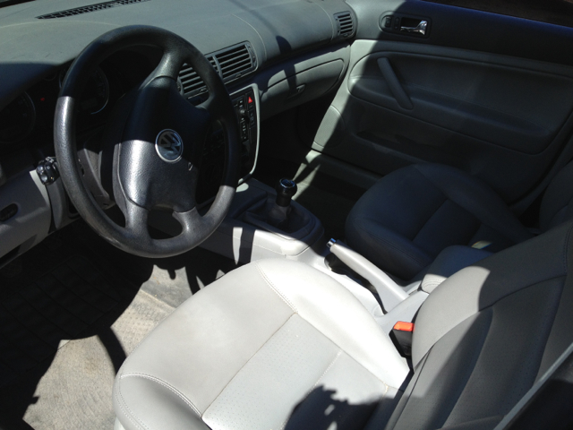 Volkswagen Passat Wagon 2005 photo 2