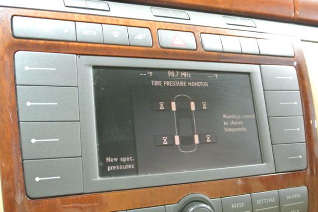 Volkswagen Phaeton 2004 photo 10