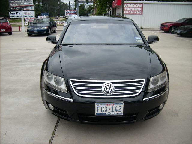 Volkswagen Phaeton 2004 photo 1