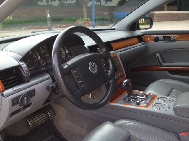 Volkswagen Phaeton 2004 photo 7