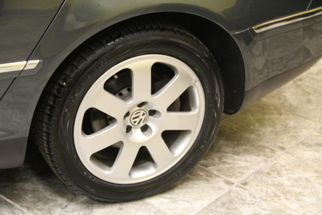 Volkswagen Phaeton 2004 photo 46