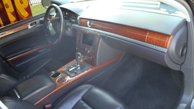 Volkswagen Phaeton 2005 photo 3