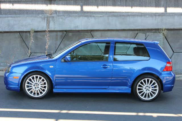 Volkswagen R32 2004 photo 1