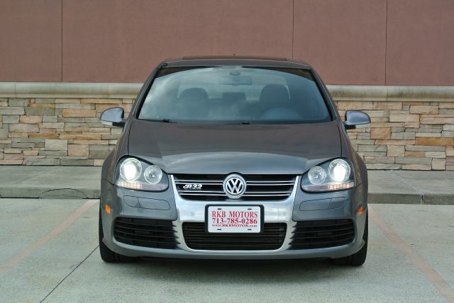 Volkswagen R32 Premium Hatchback