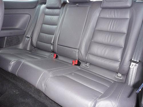 Volkswagen R32 2008 photo 2