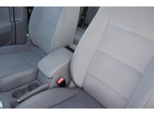 Volkswagen Rabbit 2007 photo 2