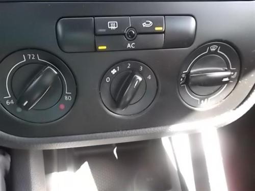 Volkswagen Rabbit 2007 photo 3