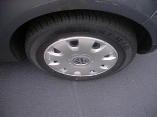 Volkswagen Rabbit 2008 photo 2