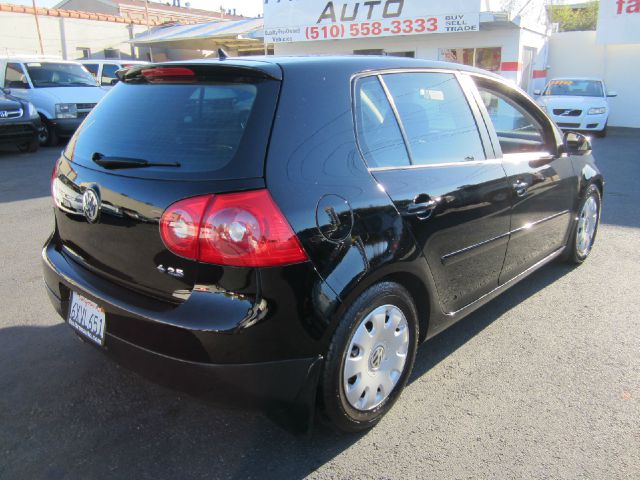 Volkswagen Rabbit 2008 photo 2