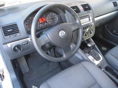 Volkswagen Rabbit 2008 photo 3