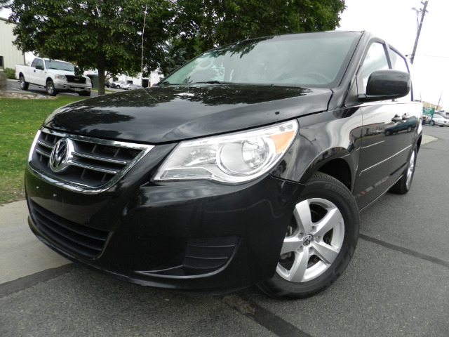 Volkswagen Routan 2009 photo 4