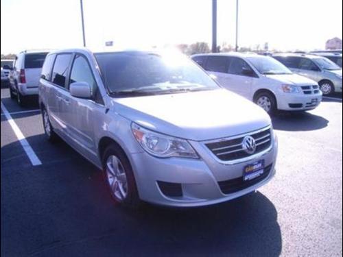 Volkswagen Routan SE Other