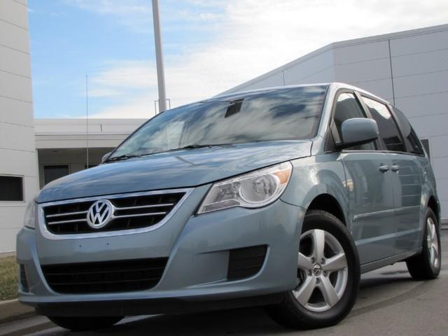 Volkswagen Routan SR-5 Sport PKG 4.w.d Unspecified