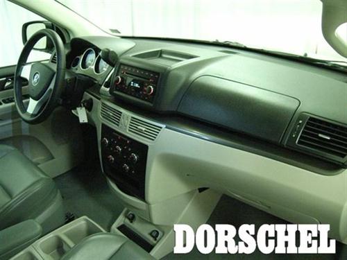 Volkswagen Routan 2010 photo 5