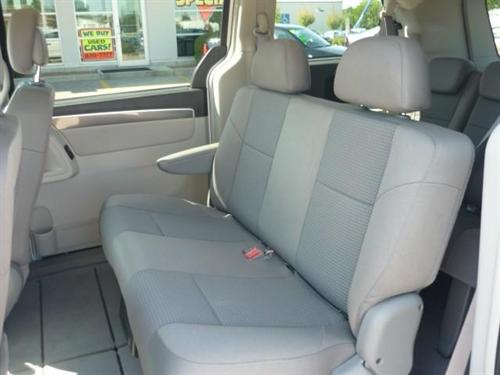 Volkswagen Routan 2010 photo 5