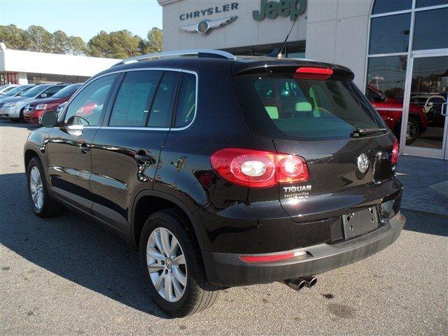 Volkswagen Tiguan 2009 photo 4
