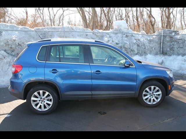 Volkswagen Tiguan 2009 photo 4