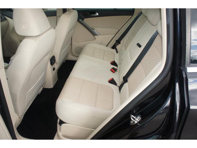 Volkswagen Tiguan SE Sport Utility