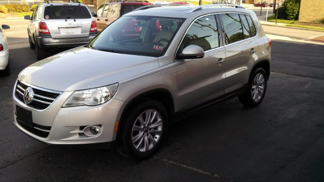 Volkswagen Tiguan 2009 photo 3