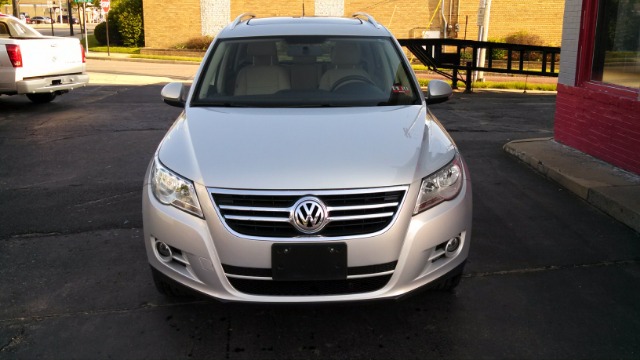 Volkswagen Tiguan 2009 photo 4
